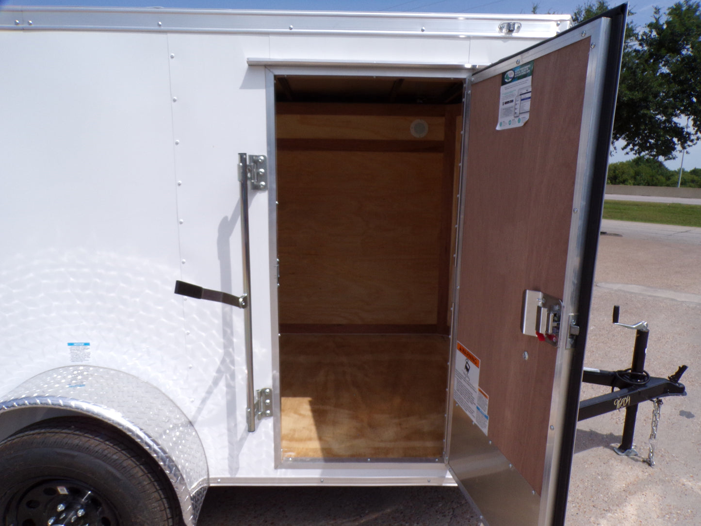 5 x 8' E-Series Enclosed Trailer Cargo Mate #TXEHW58SA