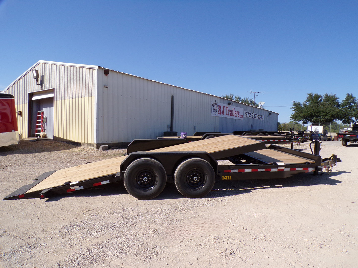 83 x 20' TILT Trailer Big Tex #14TL-20BK