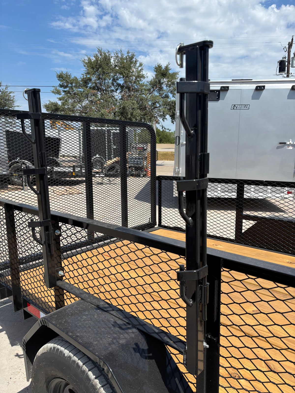 77 x 12' Landscape Trailer Delco #L212