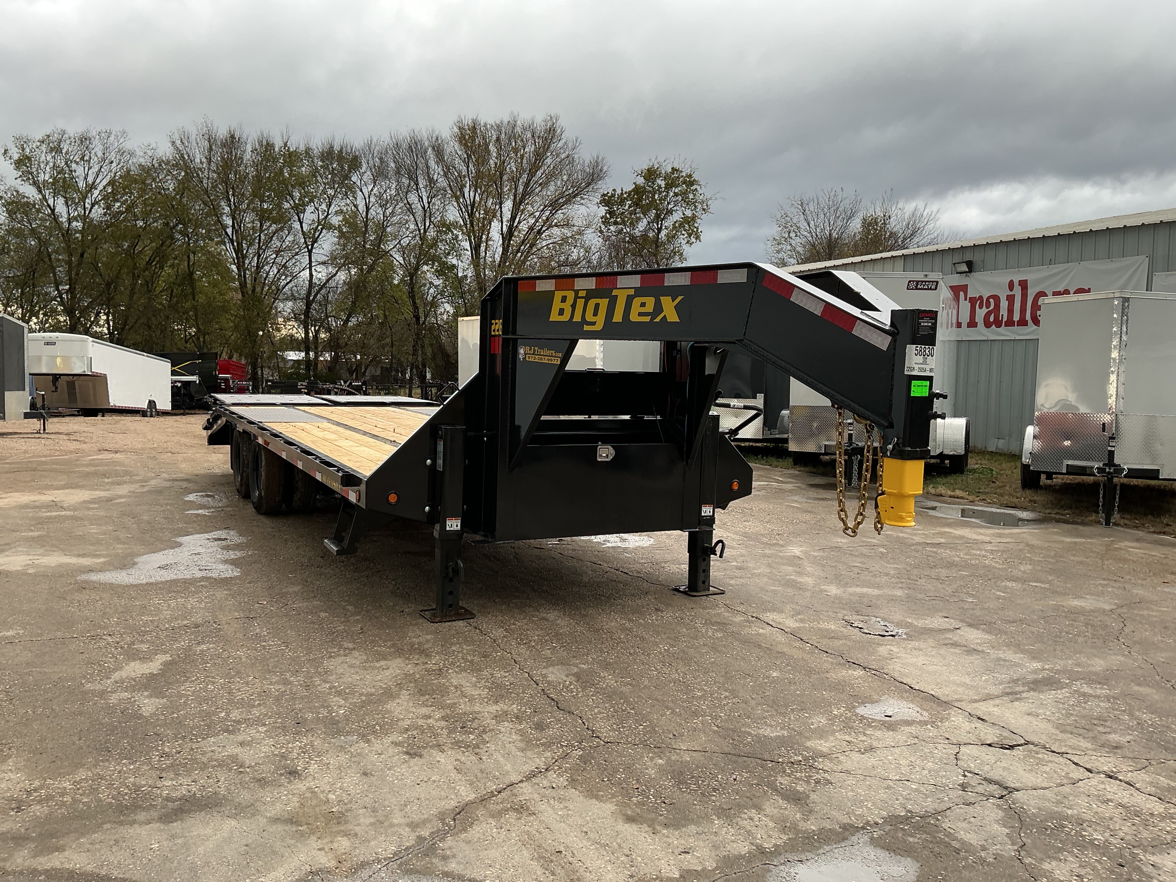 102 x 25' (20 + 5) GN Trailer Big Tex #22GN-25D5A-MRBK – RJ Trailers