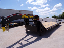 102 x 40' (35 + 5) Big Tex #22GN-40D5A-MRBK