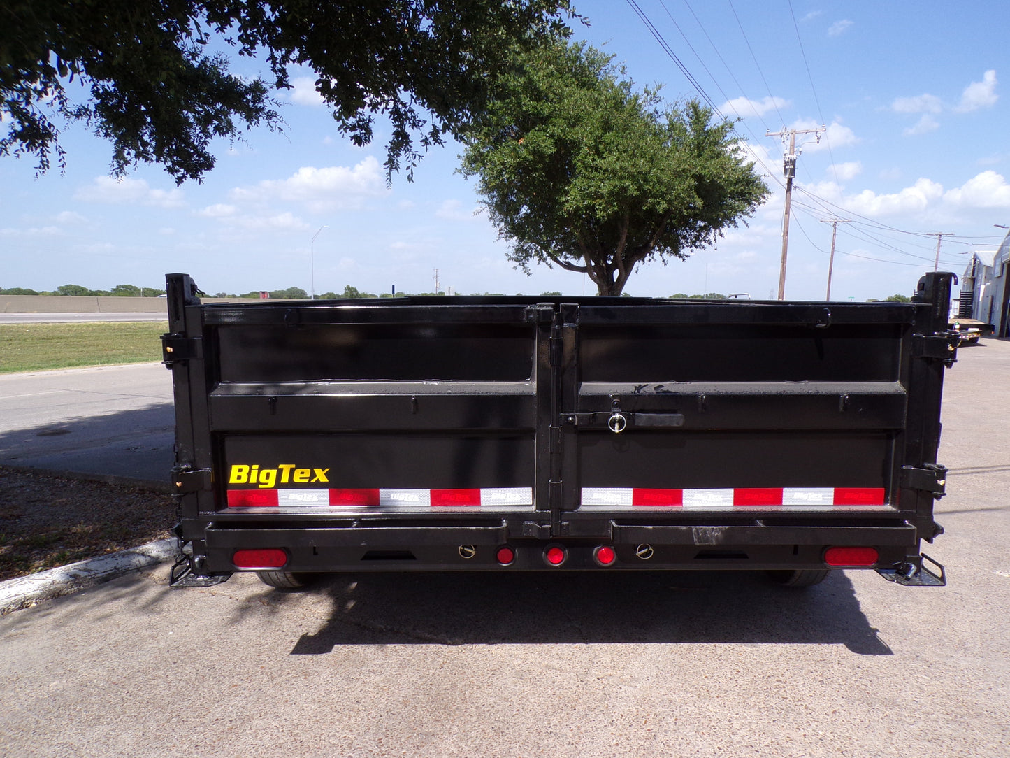 82 x 14' Dump Trailer Big Tex #14LX-14C2A-BK
