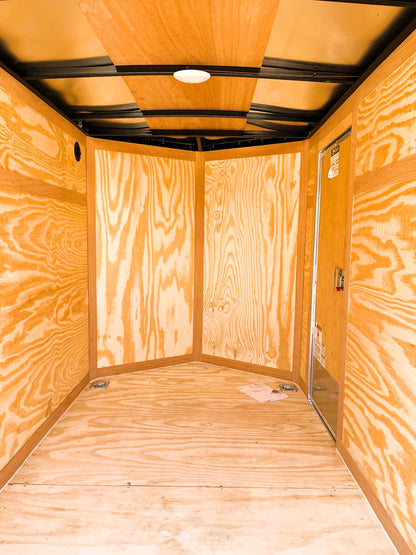 5 x 8' E-Series Enclosed Trailer Cargo Mate #TXEHW58SA