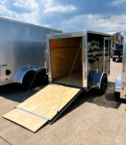 5 x 8' E-Series Enclosed Trailer Cargo Mate #TXEHW58SA