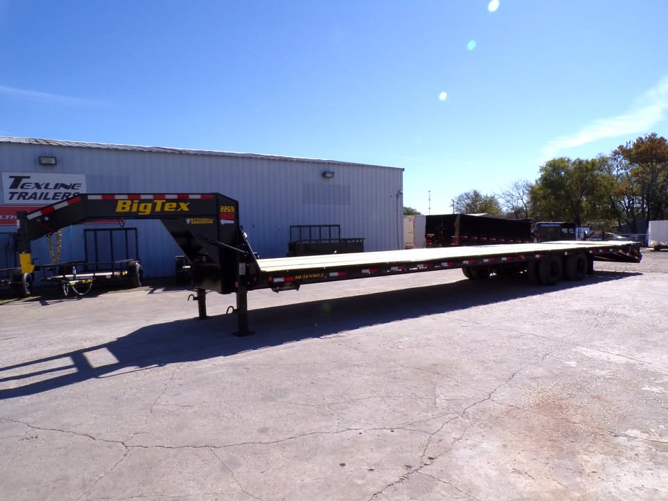 102 x 35' (30 + 5) GN Trailer Big Tex #22GN-35D5A-MRBK