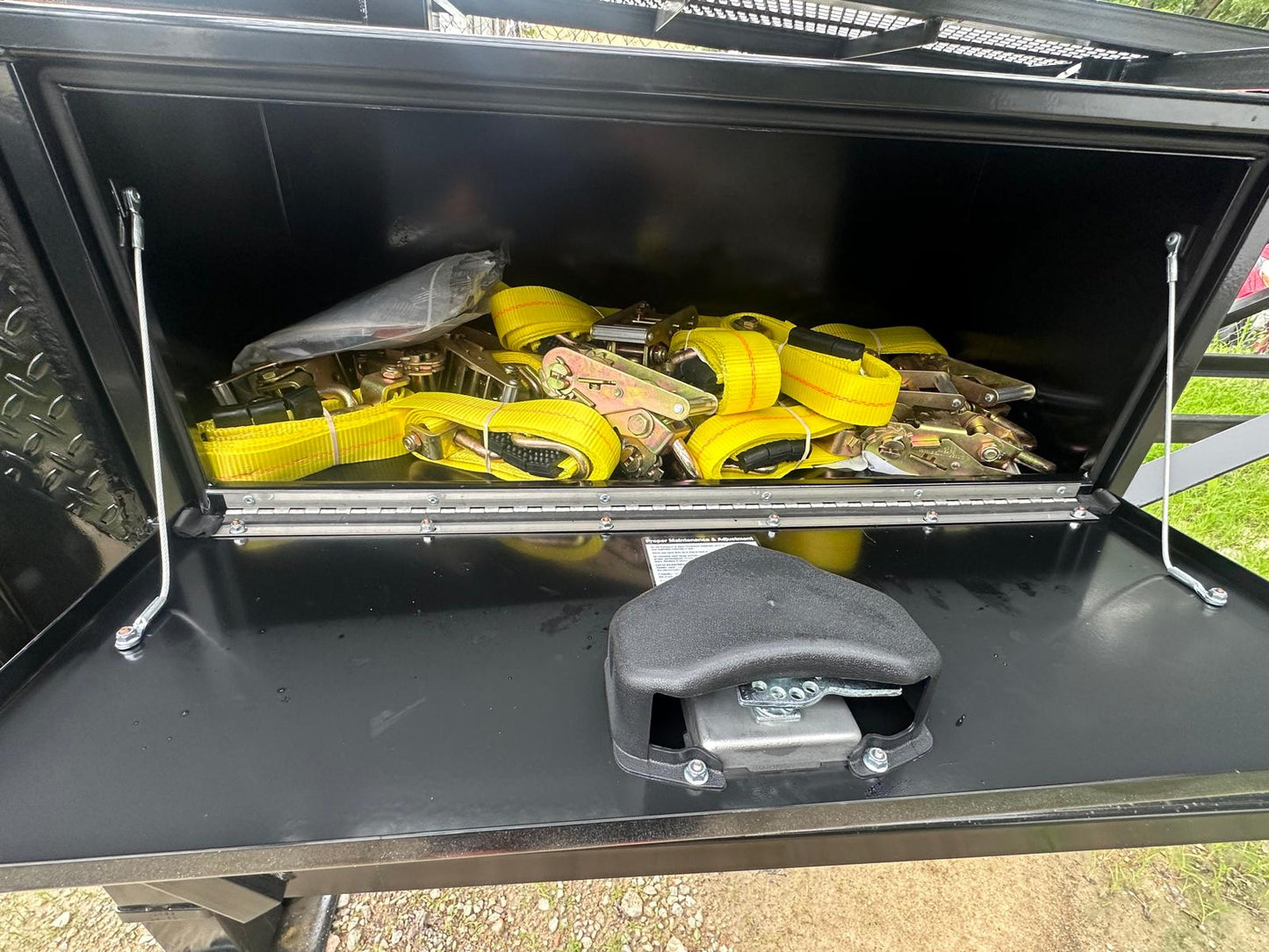 96 x 50' (3) Car Hauler Texas Pride #CA-850-24KGN