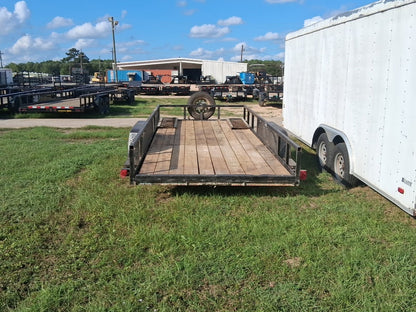 83 x 16' Diamond C Road Clipper Utility #33889 USED