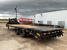102 x 25' (20 + 5) GN Trailer Big Tex #22GN-25D5A-MRBK