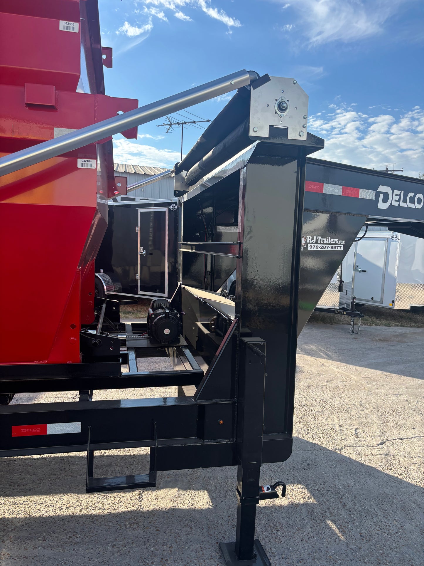 82 x 16' Roll Off Dump GN Delco #R316