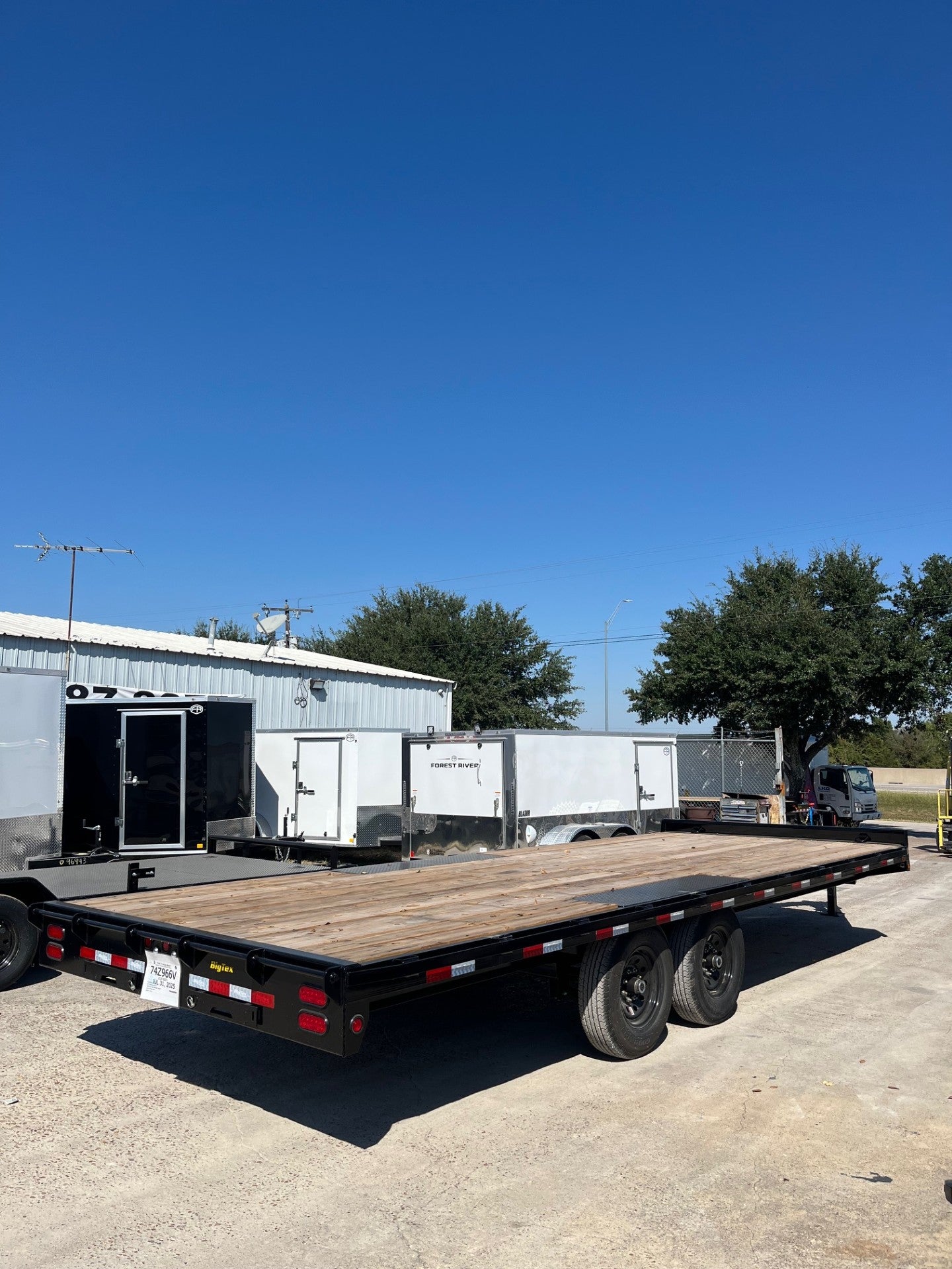102 x 22' Deckover Trailer Big Tex #14OA-22STA-S8BK - Demo Unit