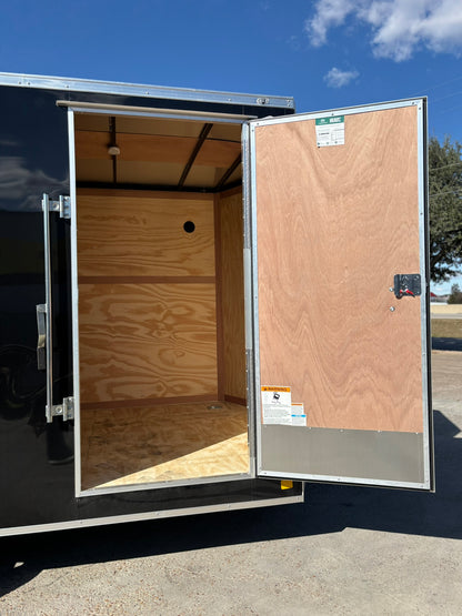 7 x 16' E-Series Enclosed Trailer Cargo Mate #TXEHW716TA2