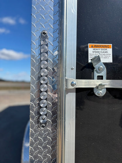 7 x 16' E-Series Enclosed Trailer Cargo Mate #TXEHW716TA2