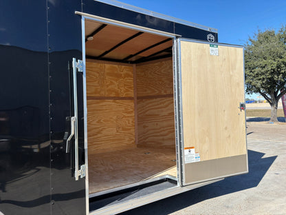 8.5 x 20' E-Series Enclosed Trailer Cargo Mate #TXEHW8.520TA3
