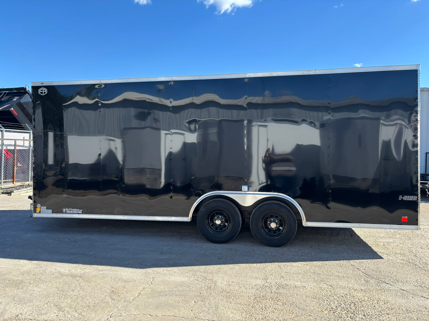 8.5 x 20' E-Series Enclosed Trailer Cargo Mate #TXEHW8.520TA3