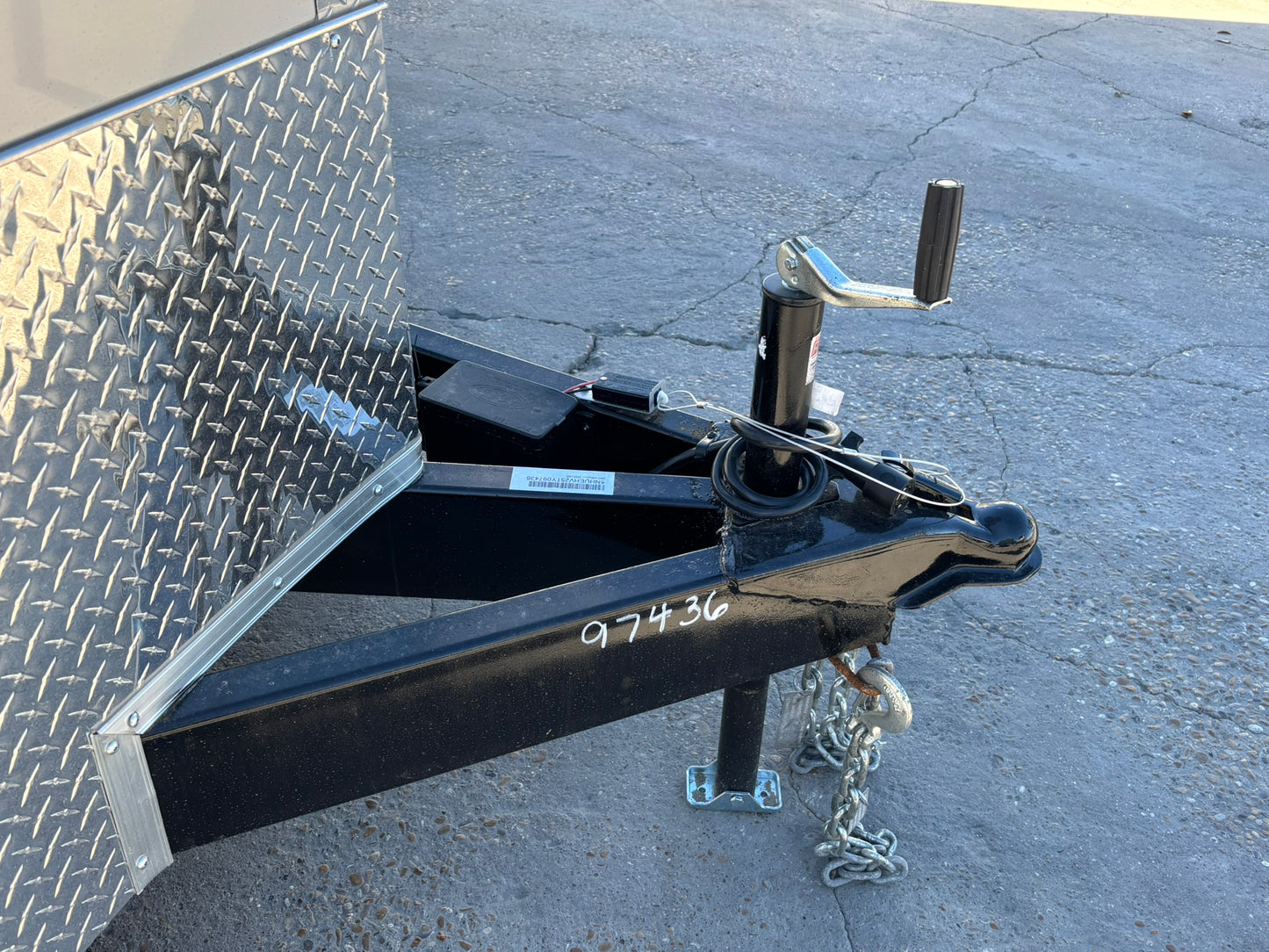 8.5 x 20' E-Series Enclosed Trailer Cargo Mate #TXEHW8.520TA3