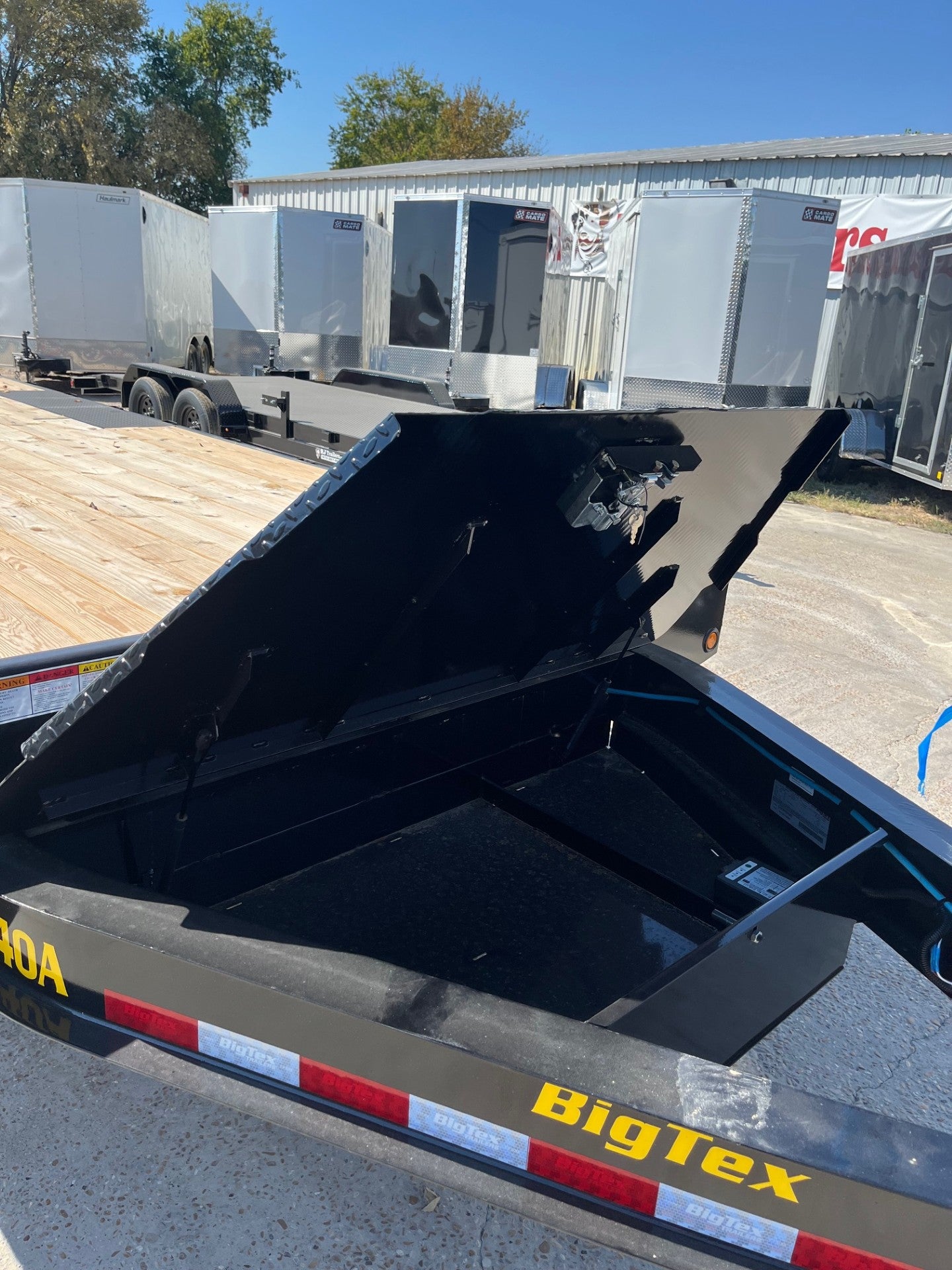 102 x 22' Deckover Trailer Big Tex #14OA-22STA-S8BK - Demo Unit