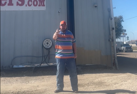 Translation missing: en.block.video.load_video