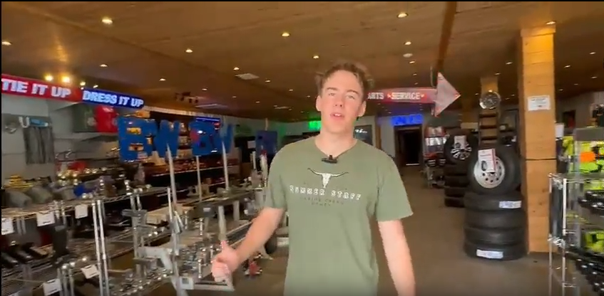 Translation missing: en.block.video.load_video