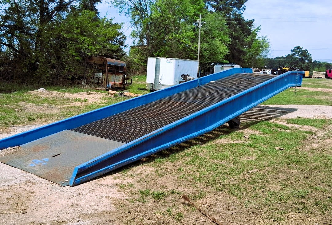 Bluff Ramp 7 x 36' Portable Steel Yard Ramp Bluff Mfg Model SYS - Used – RJ Trailers