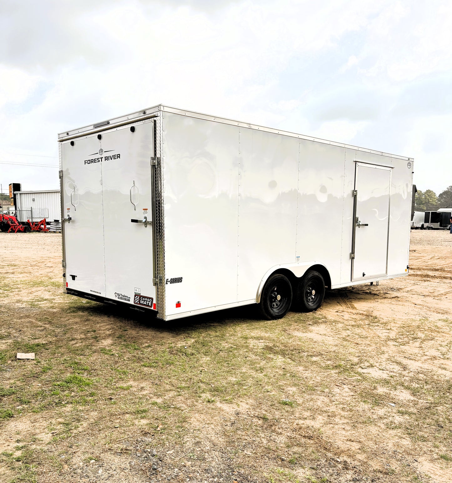 8.5 x 20' E-Series Enclosed Trailer Cargo Mate #TXEHW8.520TA2