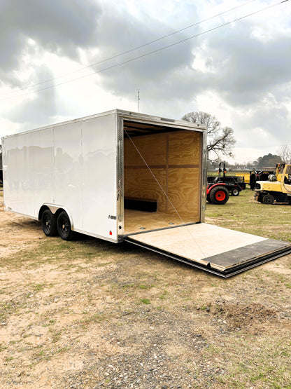 8.5 x 20' E-Series Enclosed Trailer Cargo Mate #TXEHW8.520TA2