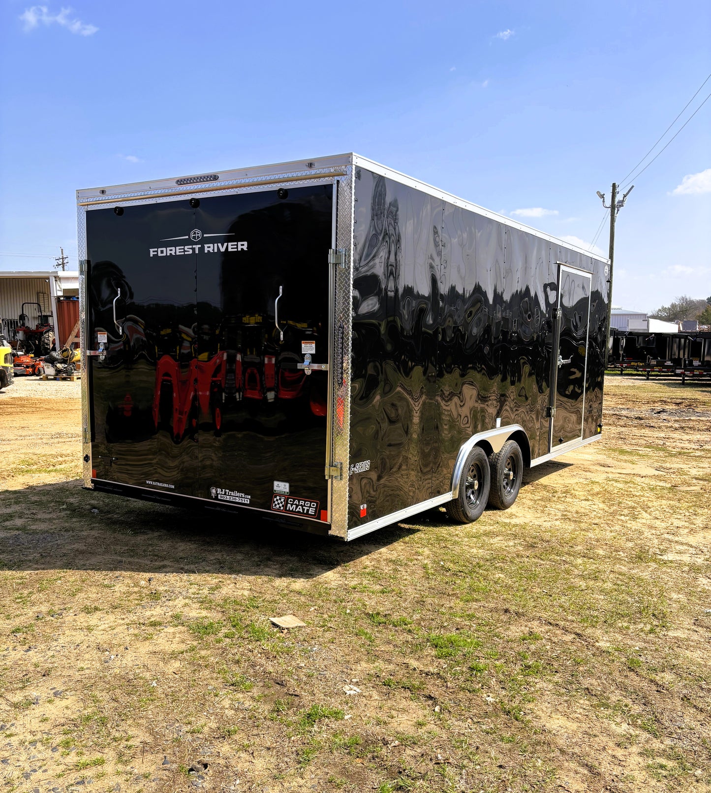 8.5 x 20' E-Series Enclosed Trailer Cargo Mate #TXEHW8.520TA2