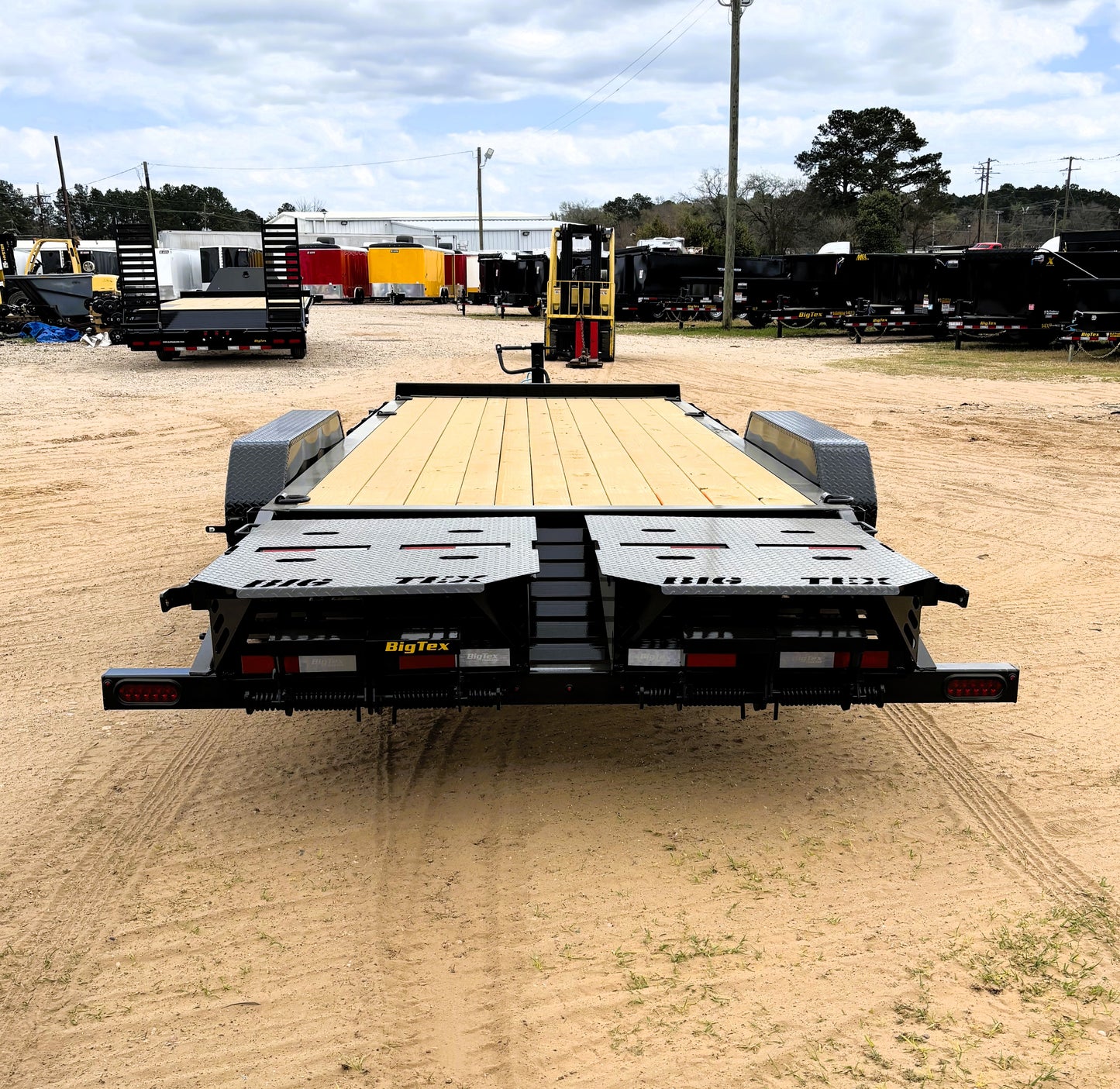 83 x 20' Equipment Trailer Big Tex #14EH-20D3A-MRBK