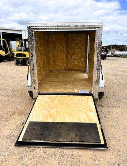 5 x 8' E-Series Enclosed Trailer Cargo Mate #TXEHW58SA