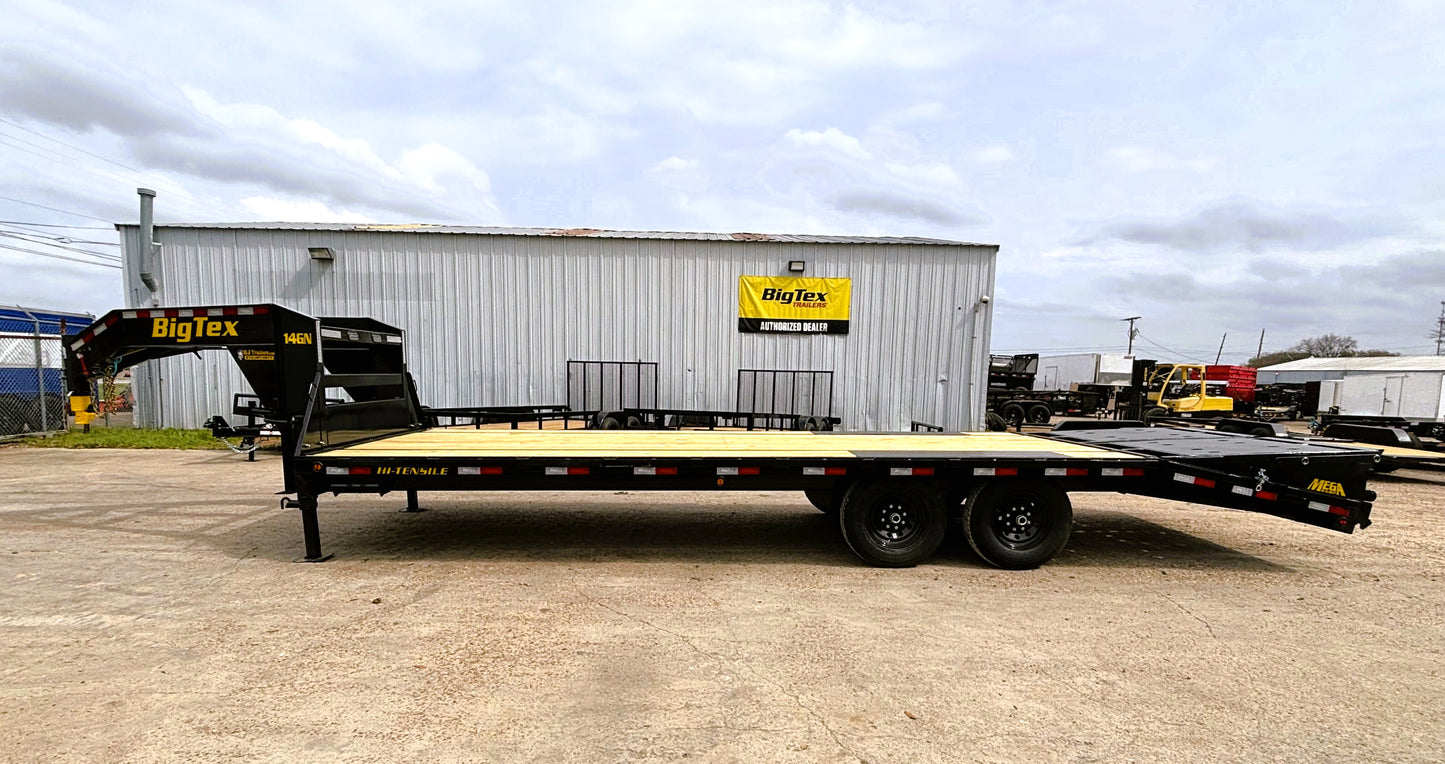 102 x 25' (20 + 5) GN Trailer Big Tex #14GN-25D5A-MRBK