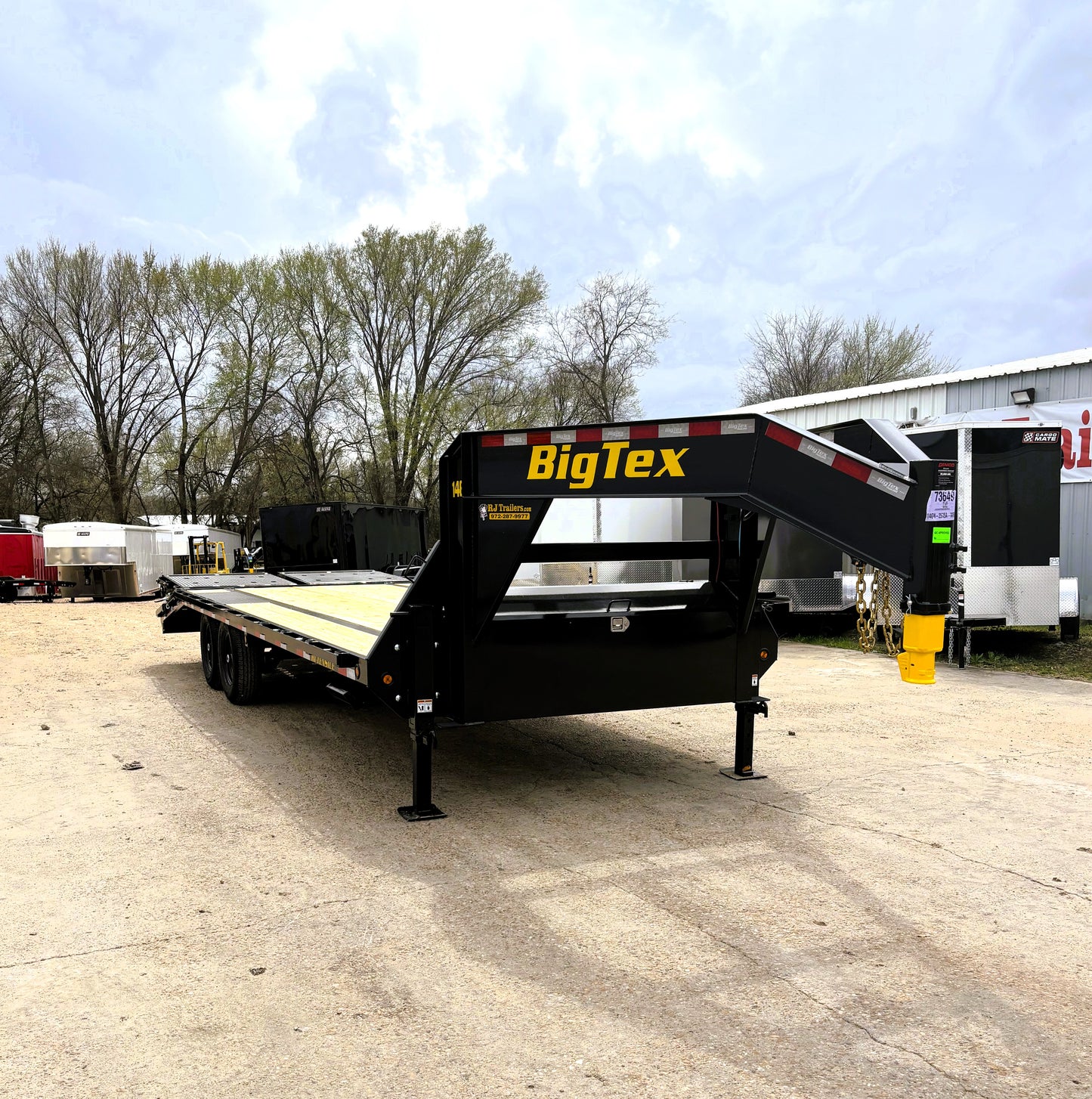 102 x 25' (20 + 5) GN Trailer Big Tex #14GN-25D5A-MRBK