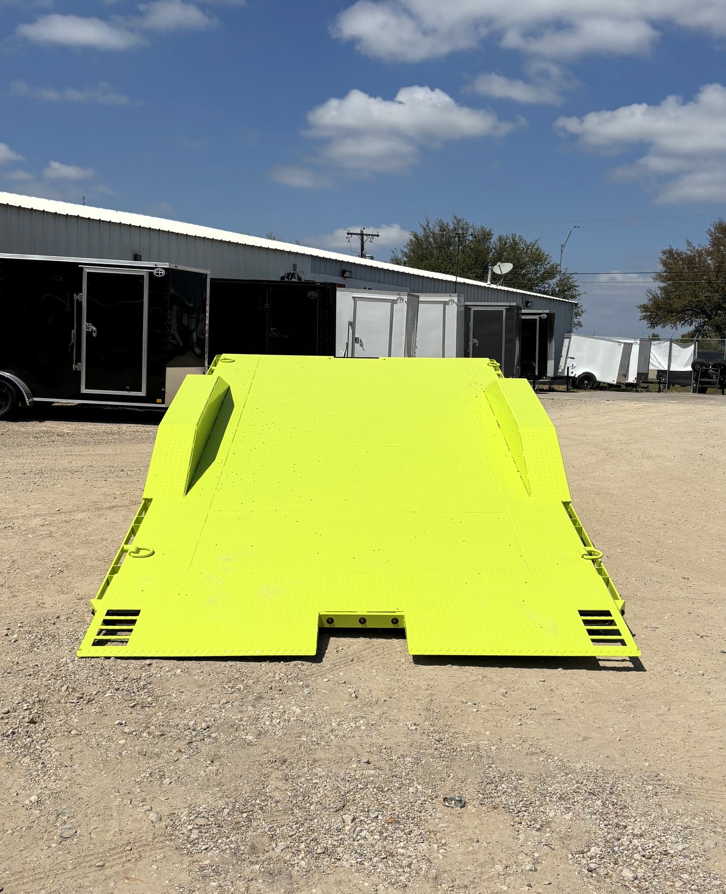 102 x 24' Tilt Trailer BP Low Boy Delco 2026 #T224