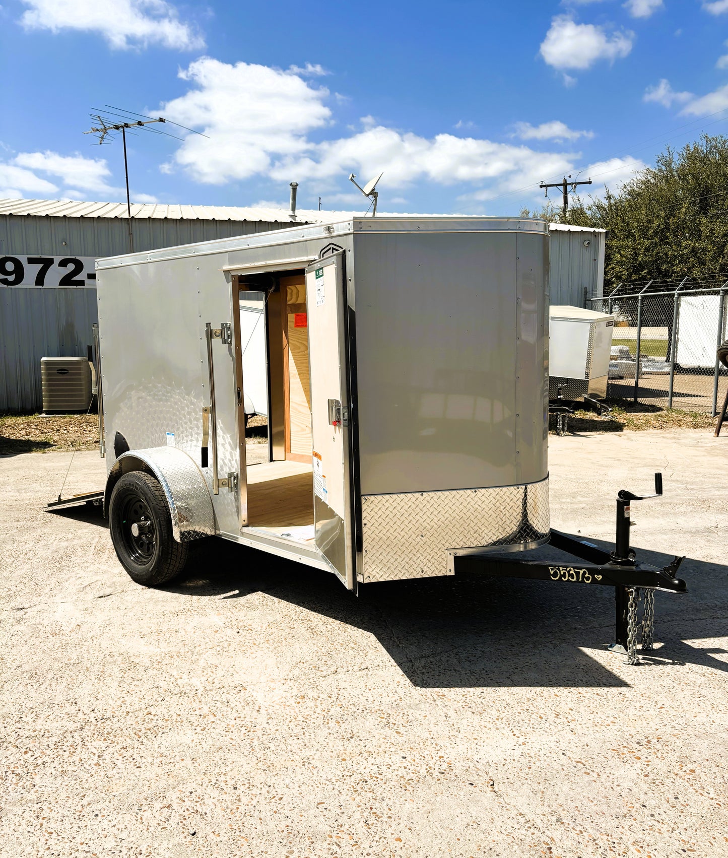 5 x 8' E-Series Enclosed Trailer Cargo Mate #TXEHW58SA
