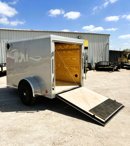 5 x 8' E-Series Enclosed Trailer Cargo Mate #TXEHW58SA