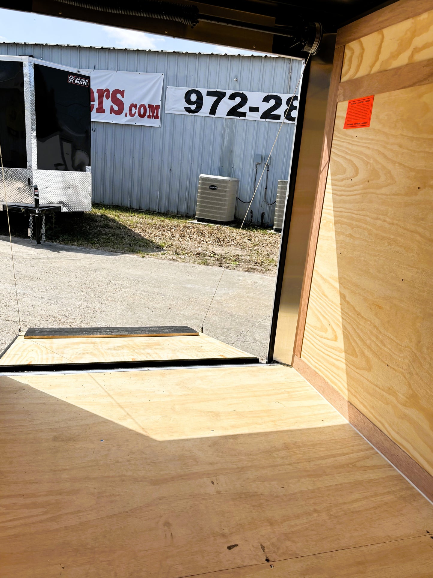 5 x 8' E-Series Enclosed Trailer Cargo Mate #TXEHW58SA