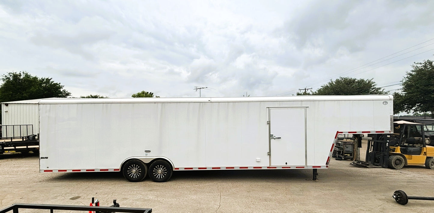 8.5' x 38' Qualifier Enclosed GN Trailer Cargo Mate #TXQFG8.538TA5