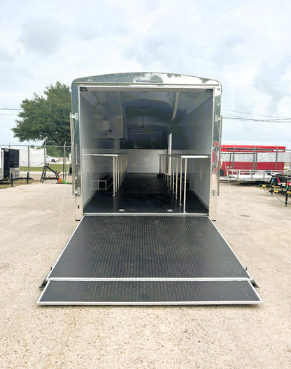 8.5' x 38' Qualifier Enclosed GN Trailer Cargo Mate #TXQFG8.538TA5