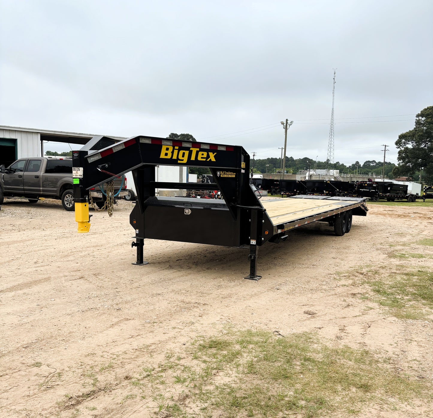 102 x 33' (27 + 5) GN Trailer Big Tex #14GN-33D5A-MRBK