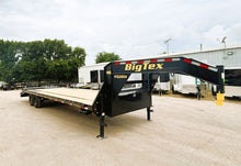 102 x 30' (25 + 5) GN Trailer Big Tex #14GN-30D5A-MRBK