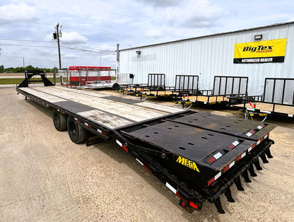 102 x 40' Big Tex 22GN Trailer w/Mega Ramps #64949 - Used