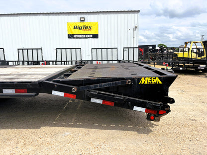 102 x 40' Big Tex 22GN Trailer w/Mega Ramps #64949 - Used