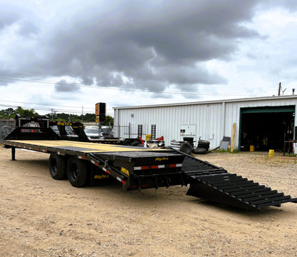 102 x 30' (25 + 5) GN Trailer Big Tex #25GN-30D5A-MRBK