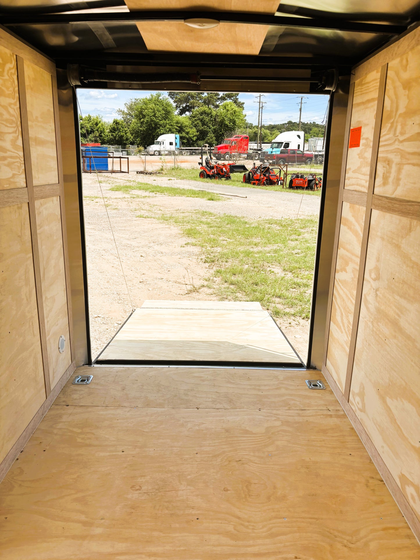 6 x 10' E-Series Enclosed Trailer Cargo Mate #TXVHW610SA