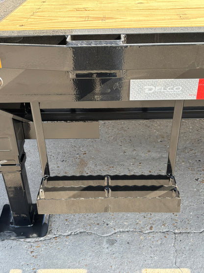 102 x 40' (35+5) GN Straight Deck Delco #FA40