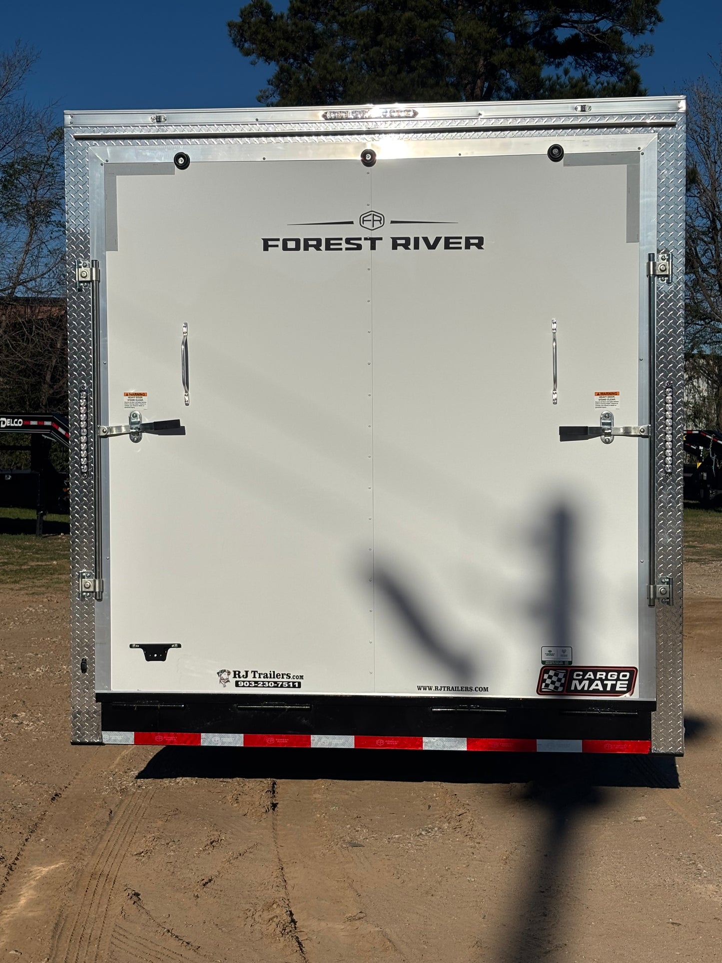 8.5' x 32' E-Series Enclosed GN Trailer Cargo Mate #TXEHG8.532TA5