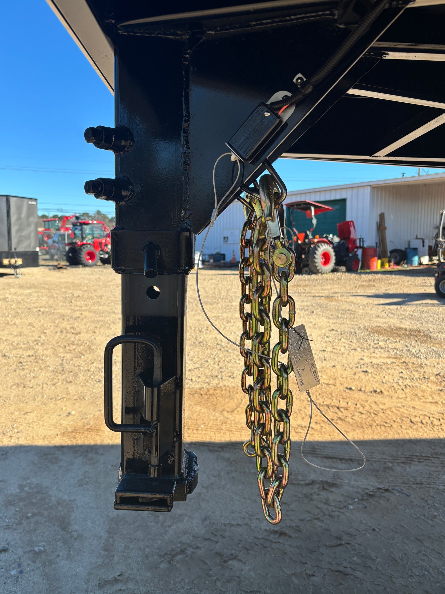 8.5' x 32' E-Series Enclosed GN Trailer Cargo Mate #TXEHG8.532TA5