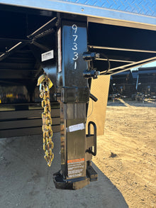 8.5' x 32' E-Series Enclosed GN Trailer Cargo Mate #TXEHG8.532TA5