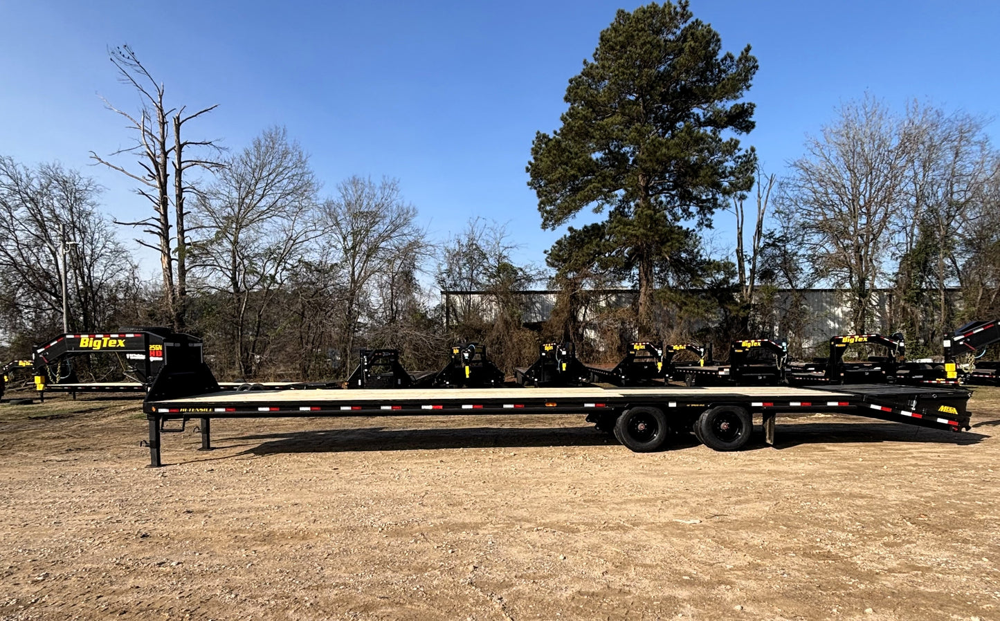 102 x 40' (35 + 5) GN Trailer Big Tex #25GN-40D5A-MRBK