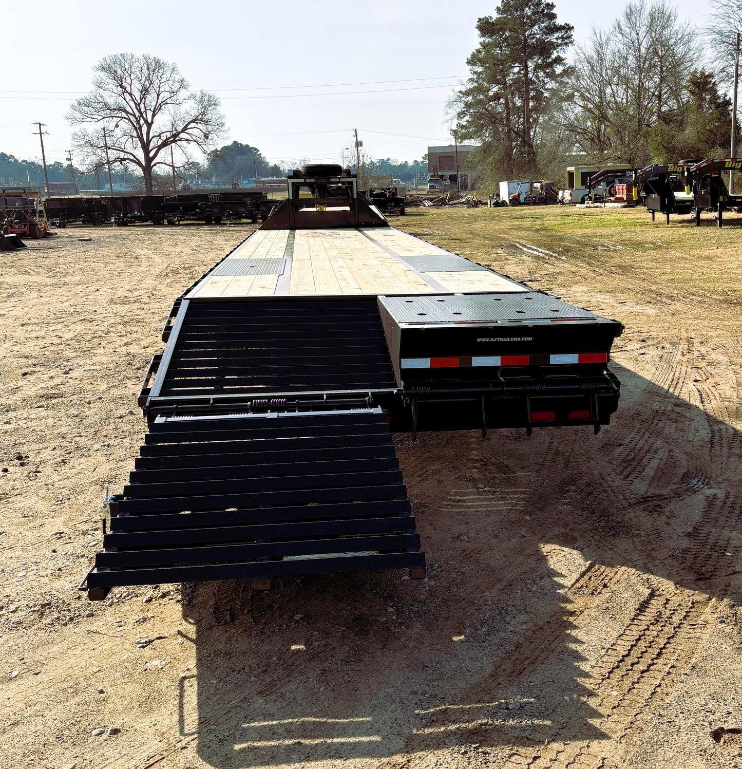 102 x 40' (35 + 5) GN Trailer Big Tex #25GN-40D5A-MRBK