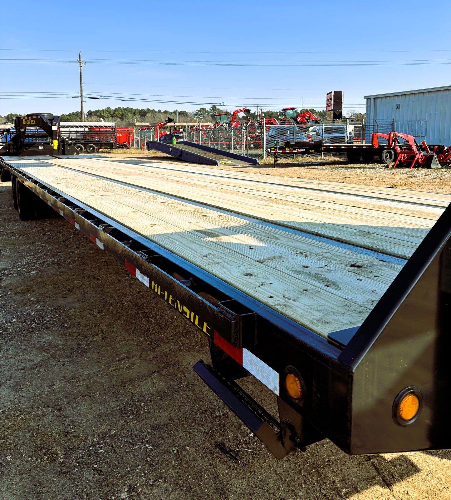 102 x 40' (35 + 5) GN Trailer Big Tex #25GN-40D5A-MRBK