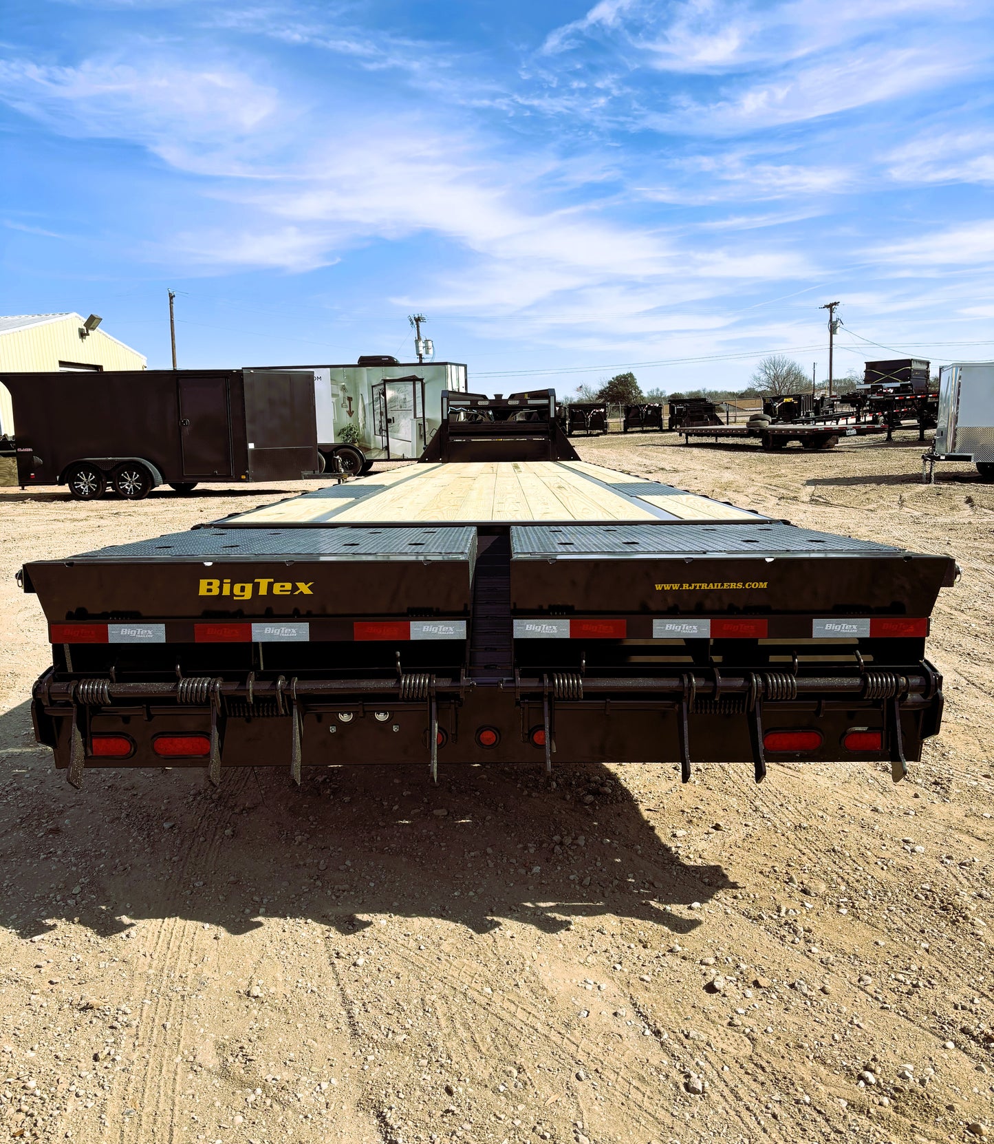 102 x 40' (35 + 5) GN Trailer Big Tex #16GN-40D5A-MRBK